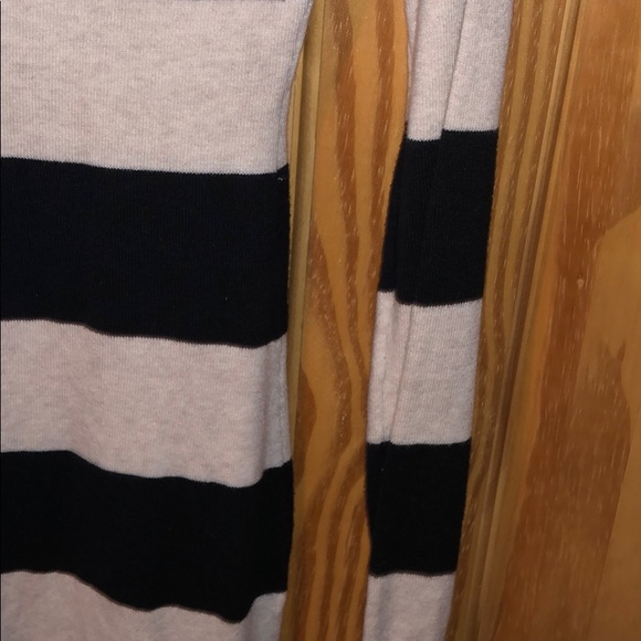 H & M dress - Picture 8 of 8